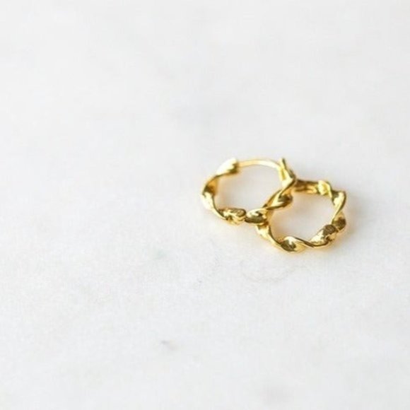 Tiny Wave Huggie Hoop Earrings Dainty Gold earrings cute gold Huggies - Picture 6 of 15